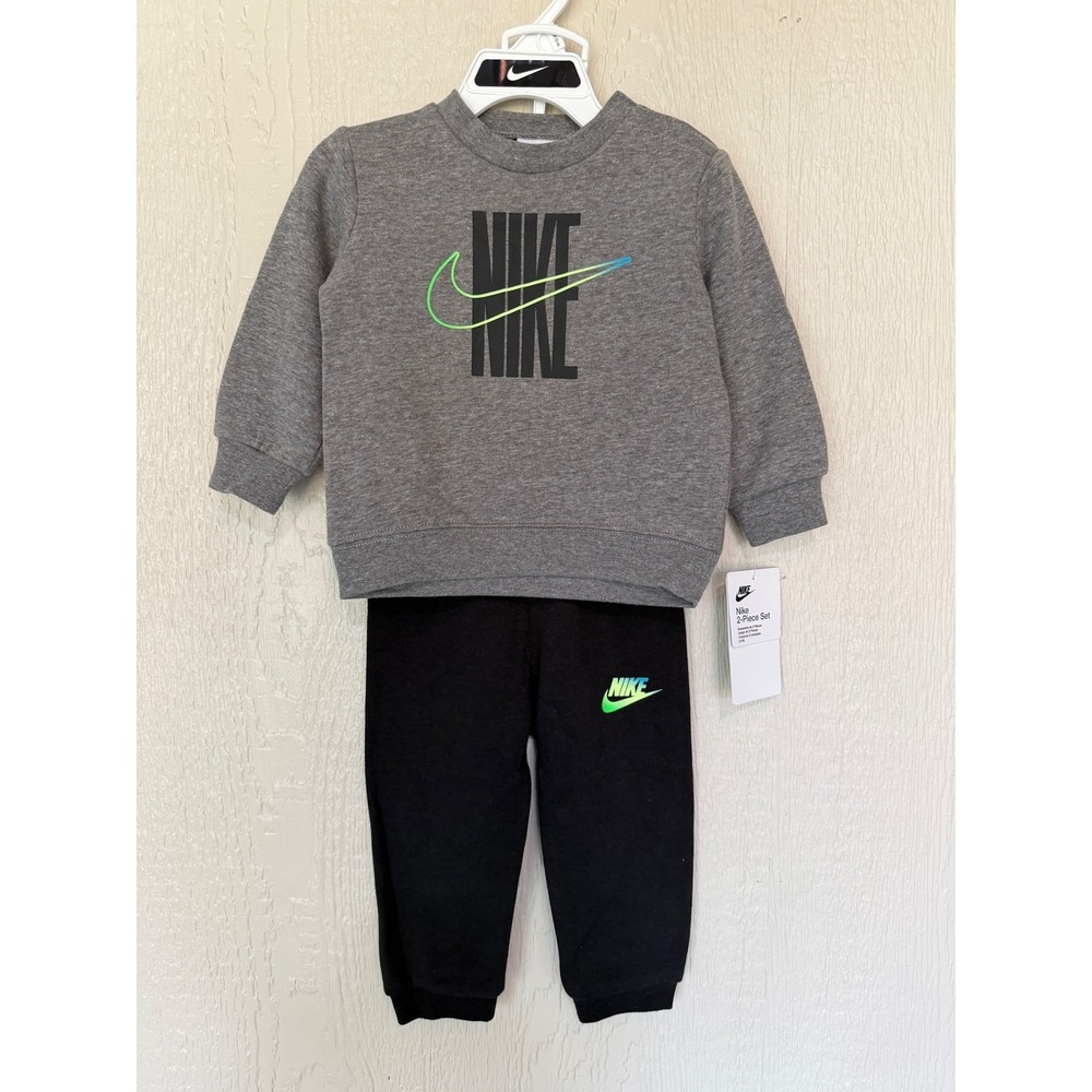 Nike Infant Boys 2 Piece Set Gray Sweatshirt Black Joggers 12M NWT's MSRP $48